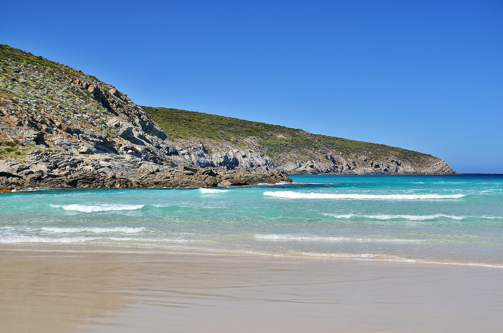 Foster Beach'in fotoğrafı düz ve uzun ile birlikte