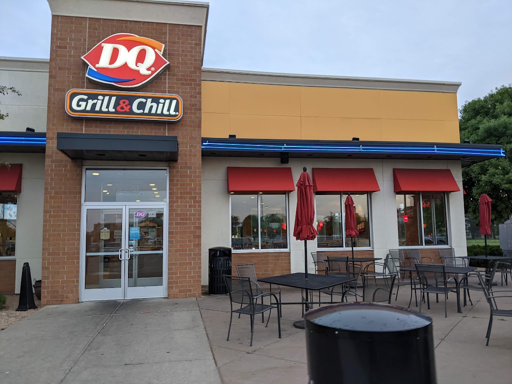 Dairy Queen Grill & Chill 55448