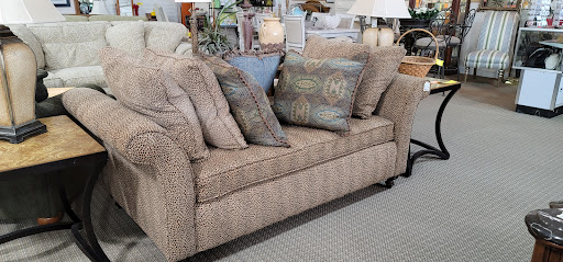 Furniture Store «Clearing House Furniture», reviews and photos, 3729 Southside Blvd, Jacksonville, FL 32216, USA