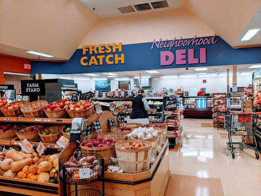 Grocery Store «Hannaford Supermarket», reviews and photos, 150 Bridge St, Pelham, NH 03076, USA