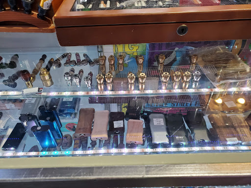 Tobacco Shop «BDT Smoke Shops», reviews and photos, 21640 John R Rd, Hazel Park, MI 48030, USA