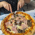 Photo n°2 de l'avis de A. fait le 08/08/2023 à 21:26 sur le  Ristorante Pizzeria da Charly à Brenzone sul Garda