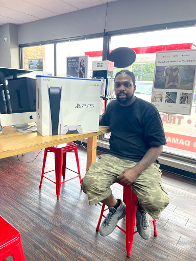 Mobile Phone Repair Shop «CPR Cell Phone Repair Dallas Uptown», reviews and photos, 2806 N Fitzhugh Ave, Dallas, TX 75204, USA