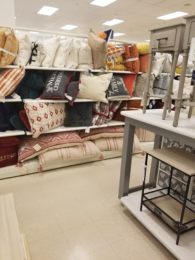 Department Store «Marshalls», reviews and photos, 6042 Azle Ave, Lake Worth, TX 76135, USA