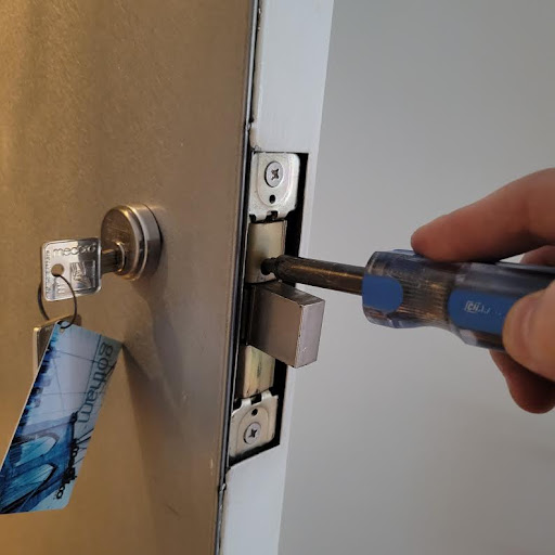 Key Duplication Service «Graham Locksmith», reviews and photos, 281 Graham Ave, Brooklyn, NY 11211, USA