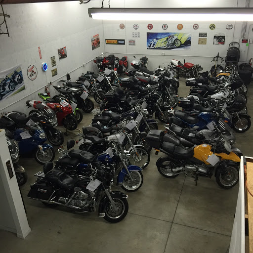Used Motorcycle Dealer «A&J Performance Cycle and Apparel, LLC», reviews and photos, 3731 E 10 Mile Rd, Warren, MI 48091, USA