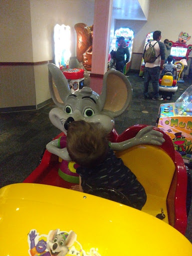 Shopping Mall «Evergreen Shopping Center», reviews and photos, 5015 Tacoma Mall Blvd, Tacoma, WA 98409, USA