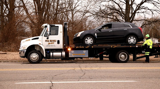 Towing service Sterling Heights