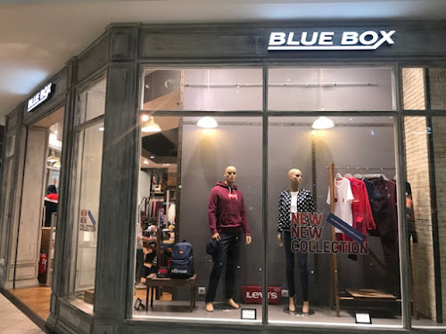 Magasin de vêtements BLUE BOX Roques