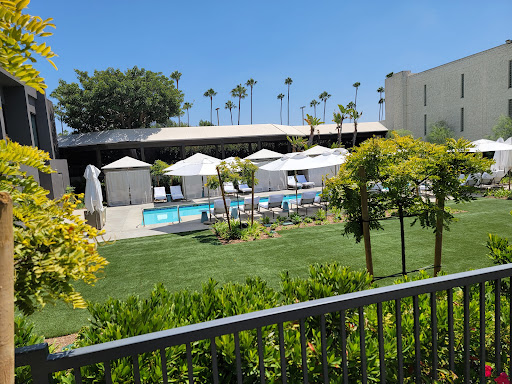 VEA Newport Beach, A Marriott Resort & Spa image