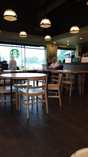 Coffee Shop «Starbucks», reviews and photos, 7802 Olson Memorial Hwy, Golden Valley, MN 55427, USA