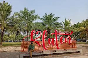 Alun Alun Klaten image