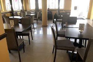 Cadaani Cafeteria image