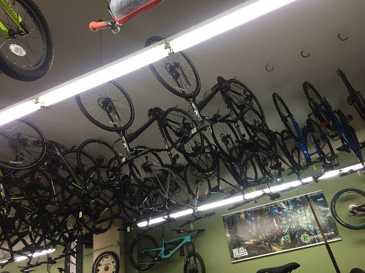 Bicycle Store «Kirkland Bicycle», reviews and photos, 208 Kirkland Ave, Kirkland, WA 98033, USA