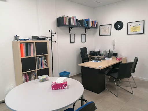 DIVERSIA CENTRO SANITARIO DE Psicólogía en Utebo, Zaragoza