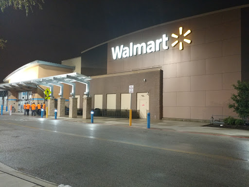 Department Store «Walmart Supercenter», reviews and photos, 1300 Desplaines Ave, Forest Park, IL 60130, USA