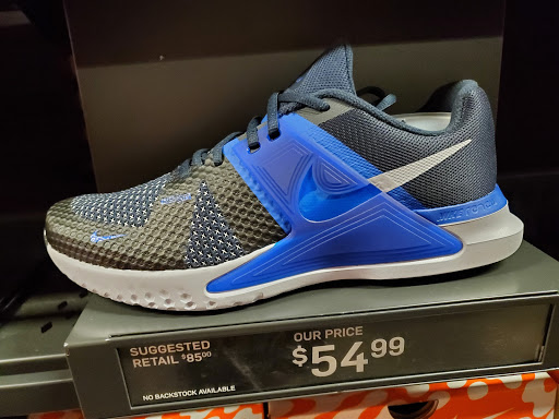 Clothing Store «Nike Factory Store», reviews and photos, 4401 N Interstate Hwy 35 #399, Round Rock, TX 78664, USA