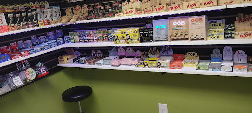 Tobacco Shop «410 Smoke Shop», reviews and photos, 2529 Mountain Rd, Pasadena, MD 21122, USA