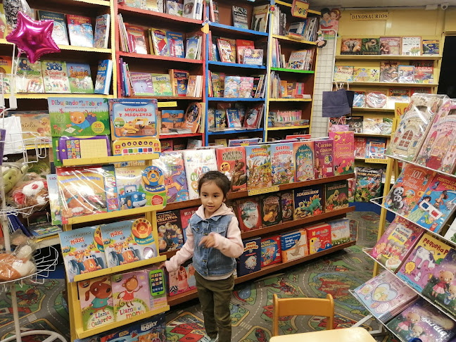 Librería Epoca - Miraflores