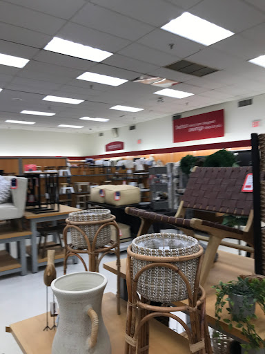 Department Store «T.J. Maxx», reviews and photos, 331 New Jersey 18, East Brunswick, NJ 08816, USA