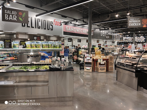 Grocery Store «Rouses Market», reviews and photos, 1345 E Pass Rd, Gulfport, MS 39507, USA