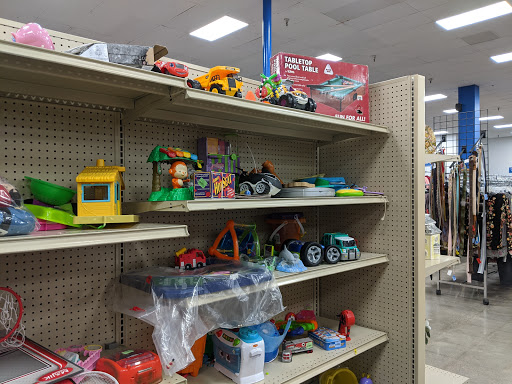 Thrift Store «Volunteers of America Thrift Store», reviews and photos, 1135 N Belsay Rd, Burton, MI 48509, USA