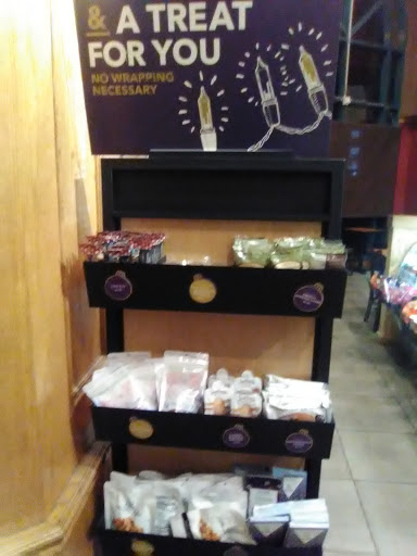 Coffee Shop «The Coffee Bean & Tea Leaf», reviews and photos, 18505 Ventura Blvd, Tarzana, CA 91356, USA