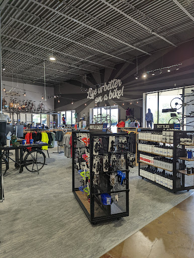 Bicycle Store «Richardson Bike Mart», reviews and photos, 1451 W Campbell Rd, Richardson, TX 75080, USA