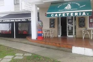 Cafeteria Hermanos Falcón image