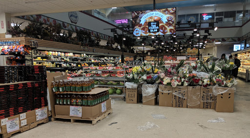 Kosher Grocery Store «Rockland Kosher Supermarket», reviews and photos, 27 Orchard St, Monsey, NY 10952, USA
