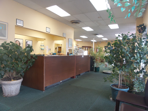 Optician «Lake Street Optical», reviews and photos, 1036 N Lake St, Aurora, IL 60506, USA