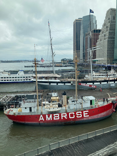 Maritime Museum «South Street Seaport Museum», reviews and photos, 12 Fulton St, New York, NY 10038, USA