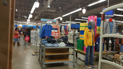 Clothing Store «Old Navy», reviews and photos, 1000 Tanger Dr #203, Locust Grove, GA 30248, USA