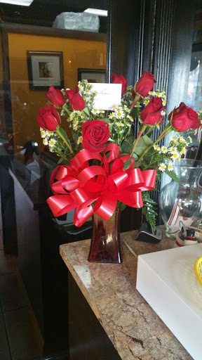 Florist «Omel Flowers», reviews and photos, 5898 W 16th Ave, Hialeah, FL 33012, USA