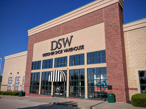 DSW Designer Shoe Warehouse, 12160 Blue Valley Pkwy, Overland Park, KS 66213, USA, 