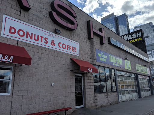 Underwest Donuts, 638 W 47th St, New York, NY 10036, USA, 