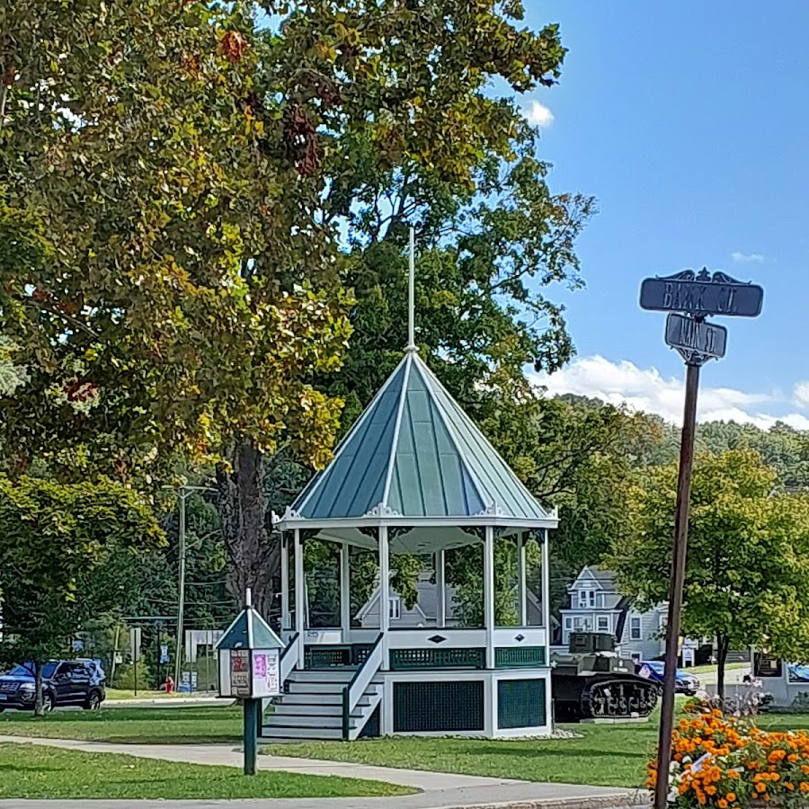 New Milford Town Green