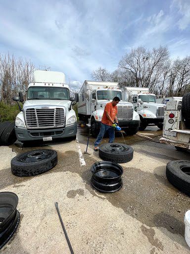 Tire Shop «Cruz Tire Services», reviews and photos, 3700 Hunters Point Pike, Lebanon, TN 37087, USA