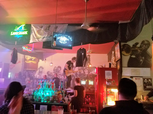 Bar «Phat Headz», reviews and photos, 420 N Clay St, Green Bay, WI 54301, USA