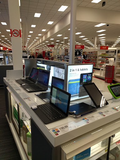 Department Store «Target», reviews and photos, 111 Pioneer Trail, Chaska, MN 55318, USA