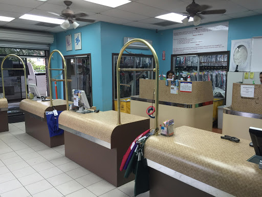 Dry Cleaner «Dry Clean Super Center», reviews and photos, 12384 Barker Cypress Rd, Cypress, TX 77429, USA