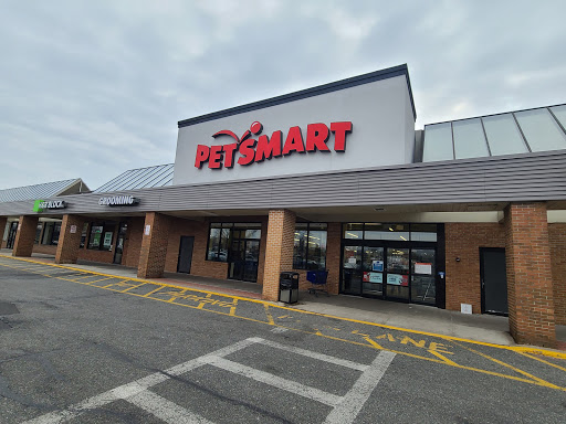 Pet Supply Store «PetSmart», reviews and photos, 155 E Rte 59, Nanuet, NY 10954, USA