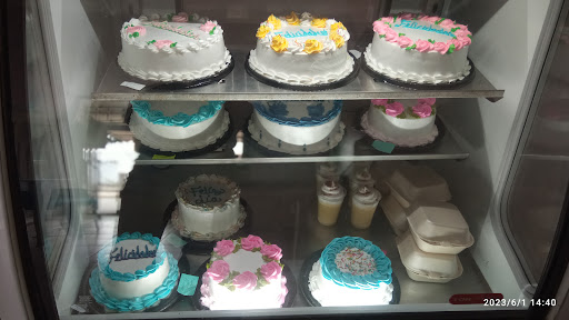 Alejandra pasteles en Macuspana