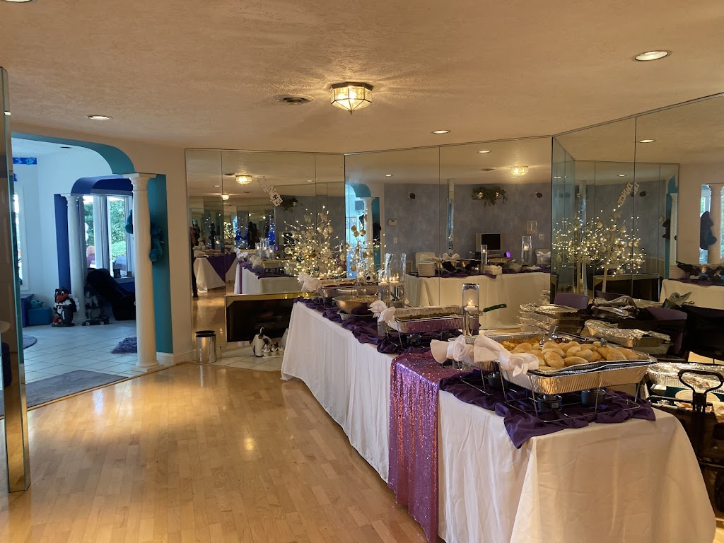 Gina’s “Food with Flavor” 24153