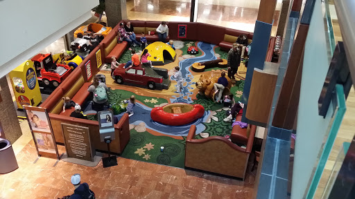 Shopping Mall «West County Center», reviews and photos, 80 W County Center Dr, Des Peres, MO 63131, USA