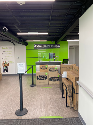 Extra Space Storage image