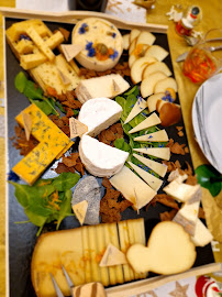 Fabrication du fromage du Restaurant Les Deux Crus à Ancenis - n°16