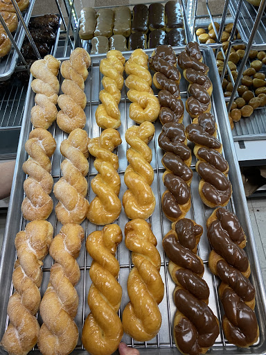 Donut Shop «A M Donuts», reviews and photos, 34 Las Tunas Dr, Arcadia, CA 91007, USA