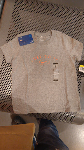 Clothing Store «Nike Factory Store», reviews and photos, 5900 Sugarloaf Pkwy #528, Lawrenceville, GA 30043, USA
