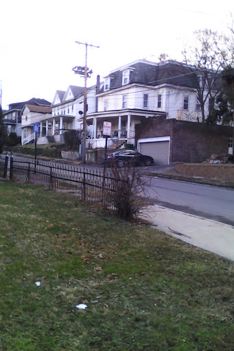 Beauty Salon «The Sapphire Salon», reviews and photos, 247-249 S Main St, Pittston, PA 18640, USA